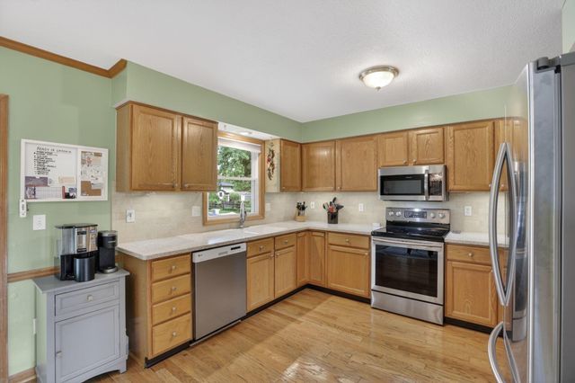 13681 Sudbury Drive NW, Pickerington, OH 43147