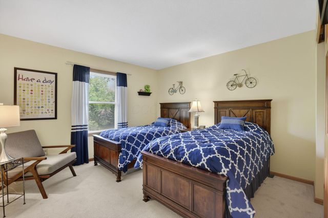 13681 Sudbury Drive NW, Pickerington, OH 43147