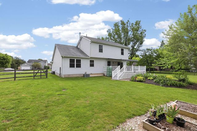 13681 Sudbury Drive NW, Pickerington, OH 43147