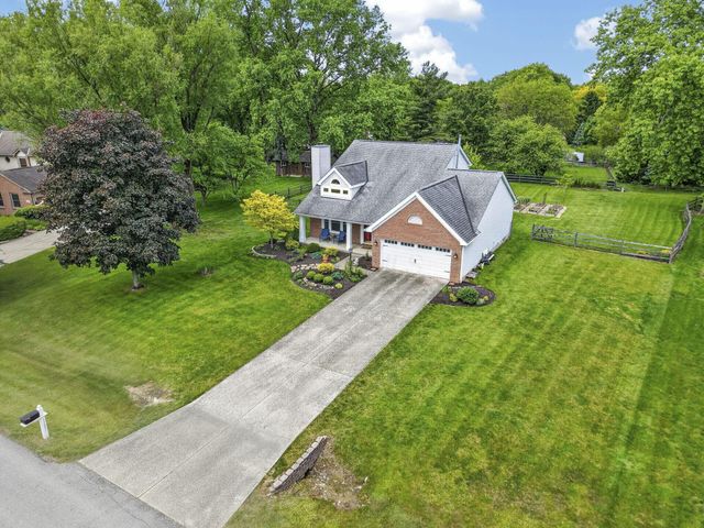 13681 Sudbury Drive NW, Pickerington, OH 43147