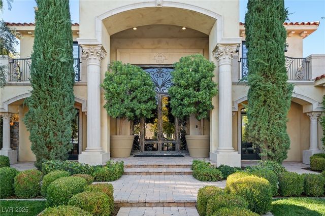 8808 Greensboro Lane, Las Vegas, NV 89134