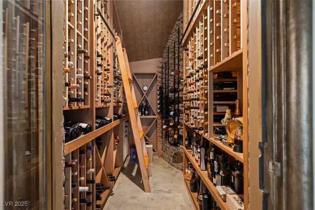 8808 Greensboro Lane, Las Vegas, NV 89134