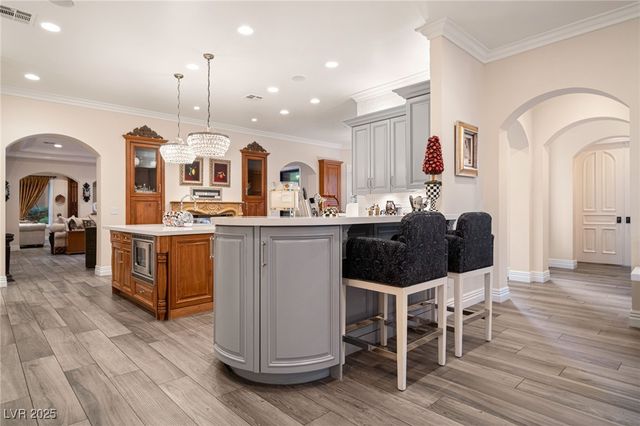 8808 Greensboro Lane, Las Vegas, NV 89134