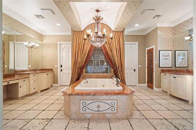 8808 Greensboro Lane, Las Vegas, NV 89134