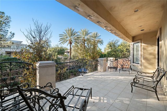 8808 Greensboro Lane, Las Vegas, NV 89134