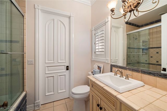 8808 Greensboro Lane, Las Vegas, NV 89134