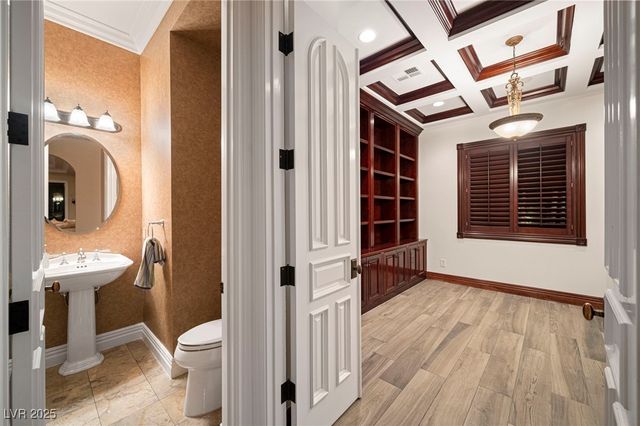 8808 Greensboro Lane, Las Vegas, NV 89134