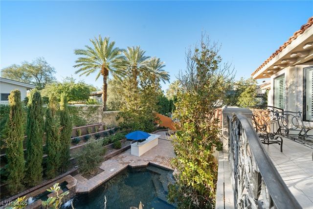 8808 Greensboro Lane, Las Vegas, NV 89134