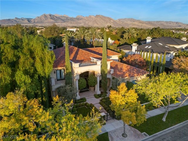 8808 Greensboro Lane, Las Vegas, NV 89134