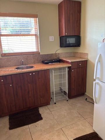 XX E Xx 30th Street Back, Hialeah, FL 33013