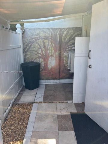 XX E Xx 30th Street Back, Hialeah, FL 33013