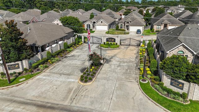 16239 Jordyn Lake Drive, Tomball, TX 77377