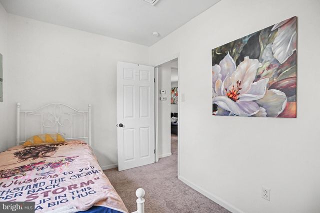935 HILLSIDE AVE, Upper Chichester, PA 19061