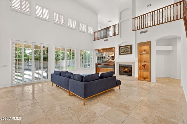 2451 W MAPLEWOOD Street, Chandler, AZ 85286