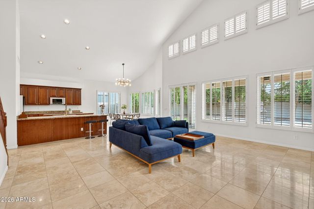 2451 W MAPLEWOOD Street, Chandler, AZ 85286