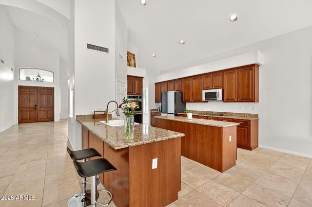 2451 W MAPLEWOOD Street, Chandler, AZ 85286
