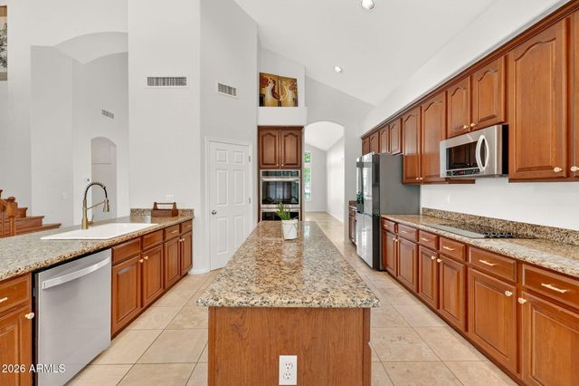 2451 W MAPLEWOOD Street, Chandler, AZ 85286