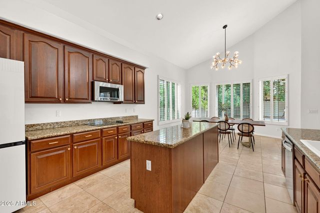 2451 W MAPLEWOOD Street, Chandler, AZ 85286