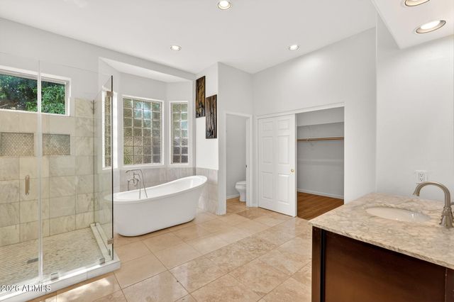 2451 W MAPLEWOOD Street, Chandler, AZ 85286