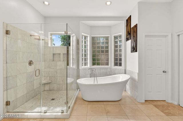 2451 W MAPLEWOOD Street, Chandler, AZ 85286