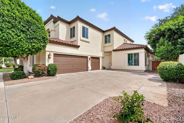 2451 W MAPLEWOOD Street, Chandler, AZ 85286