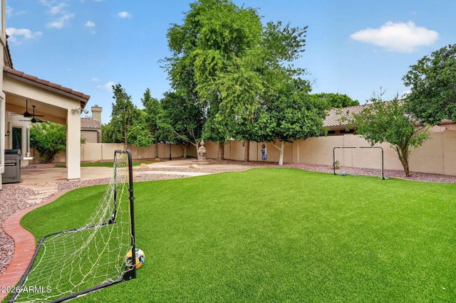 2451 W MAPLEWOOD Street, Chandler, AZ 85286