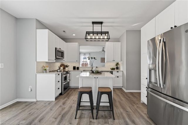 2925 Beaden DR, Virginia Beach, VA 23456