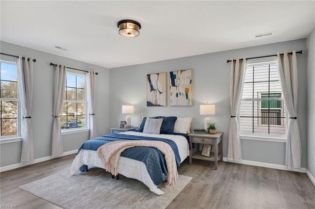 2925 Beaden DR, Virginia Beach, VA 23456