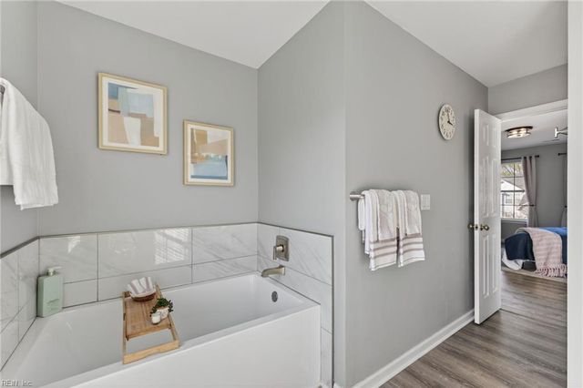 2925 Beaden DR, Virginia Beach, VA 23456