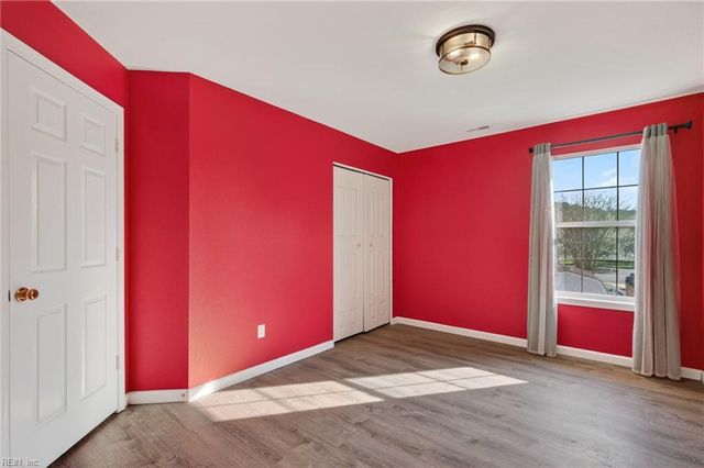 2925 Beaden DR, Virginia Beach, VA 23456