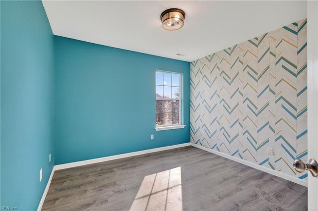 2925 Beaden DR, Virginia Beach, VA 23456