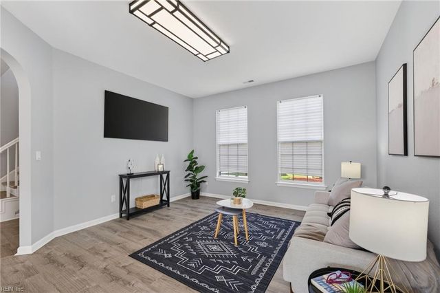 2925 Beaden DR, Virginia Beach, VA 23456