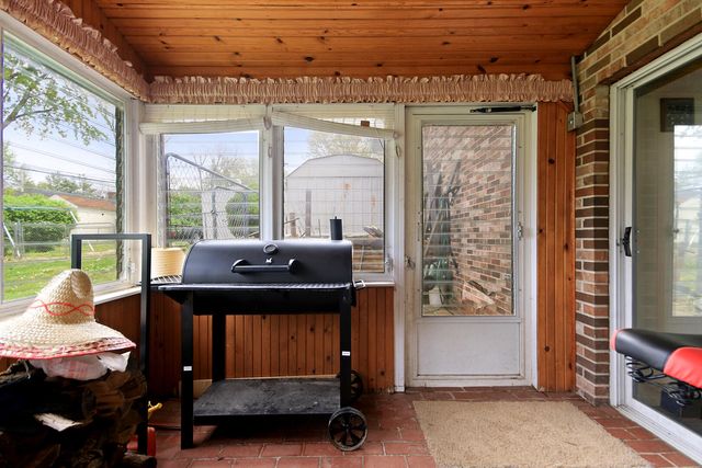 1733 BEACON ST, Mexico, MO 65265