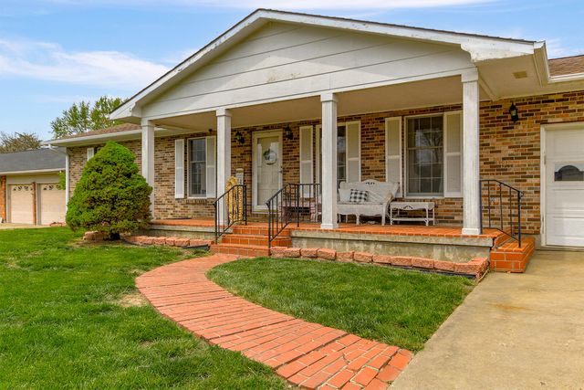 1733 BEACON ST, Mexico, MO 65265