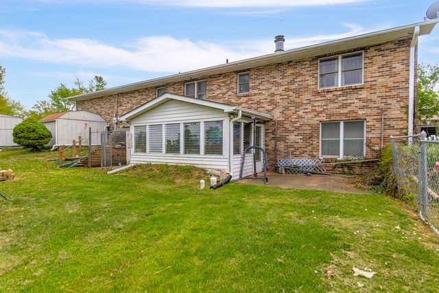 1733 BEACON ST, Mexico, MO 65265