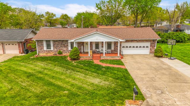 1733 BEACON ST, Mexico, MO 65265