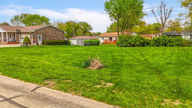 1733 BEACON ST, Mexico, MO 65265