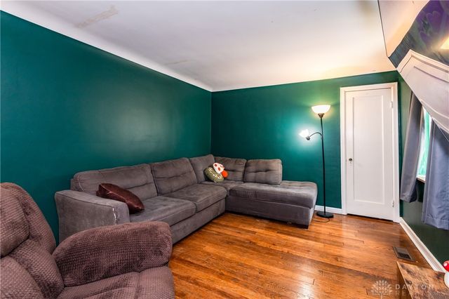333 Castlewood Avenue, Harrison Twp, OH 45405