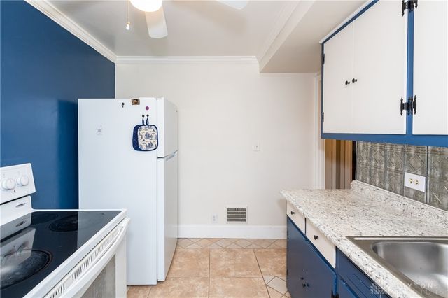 333 Castlewood Avenue, Harrison Twp, OH 45405