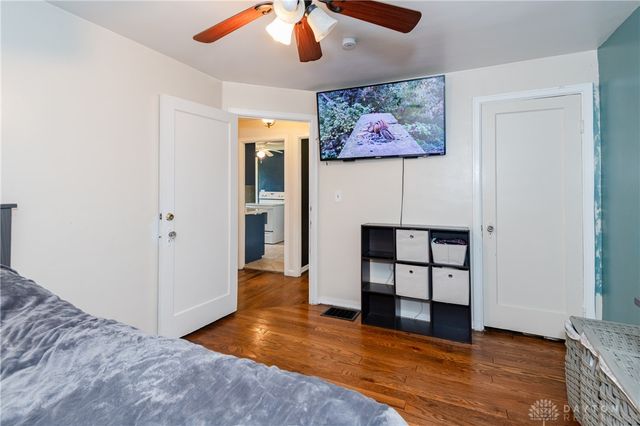 333 Castlewood Avenue, Harrison Twp, OH 45405
