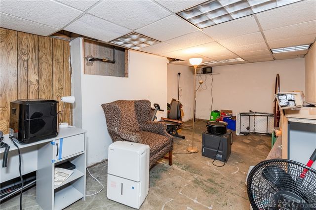 333 Castlewood Avenue, Harrison Twp, OH 45405