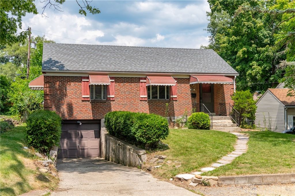 333 Castlewood Avenue, Harrison Twp, OH 45405
