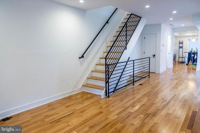 7 CENTER ST, Collingswood, NJ 08108