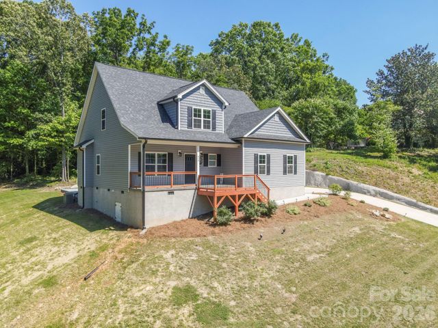 413 Lakewood Drive, Lexington, NC 27292