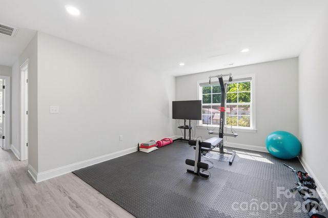 413 Lakewood Drive, Lexington, NC 27292