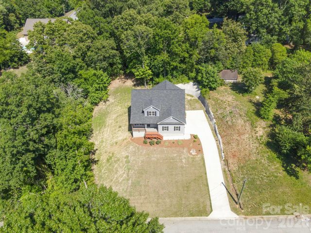 413 Lakewood Drive, Lexington, NC 27292