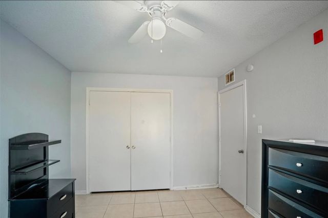 150 S Main Street 206, Euless, TX 76040