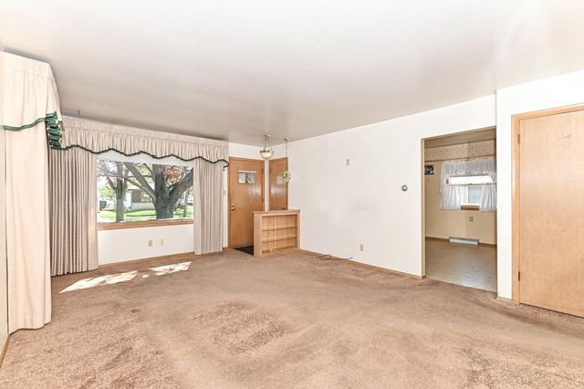 3433 85th STREET, Milwaukee, WI 53227