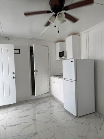 4514 W FERN STREET, Tampa, FL 33614