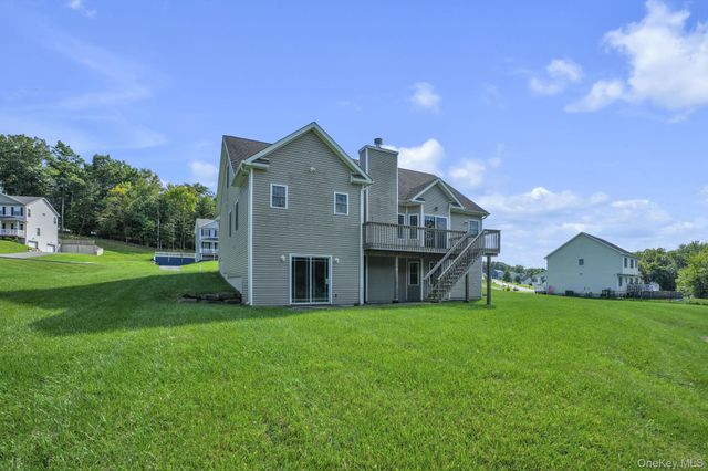 53 Highland View Place, Middletown, NY 10940